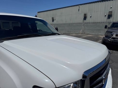 Used 2009 GMC Sierra 2500 SLE w/ SLE Preferred Package RWD image 13