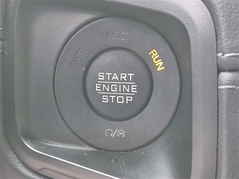 Used 2024 Jeep Wrangler Sahara w/ Safety Group image 24