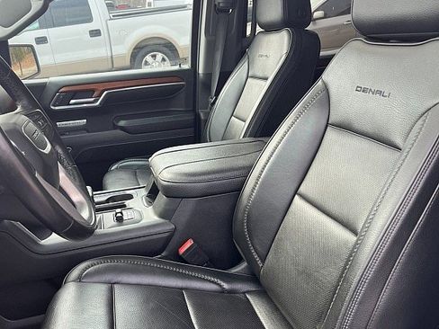 Used 2023 GMC Sierra 1500 Denali w/ Technology Package image 12