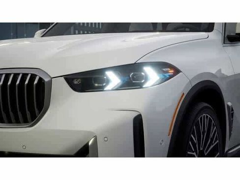 Used 2026 BMW X5 xDrive40i AWD/4WD image 6