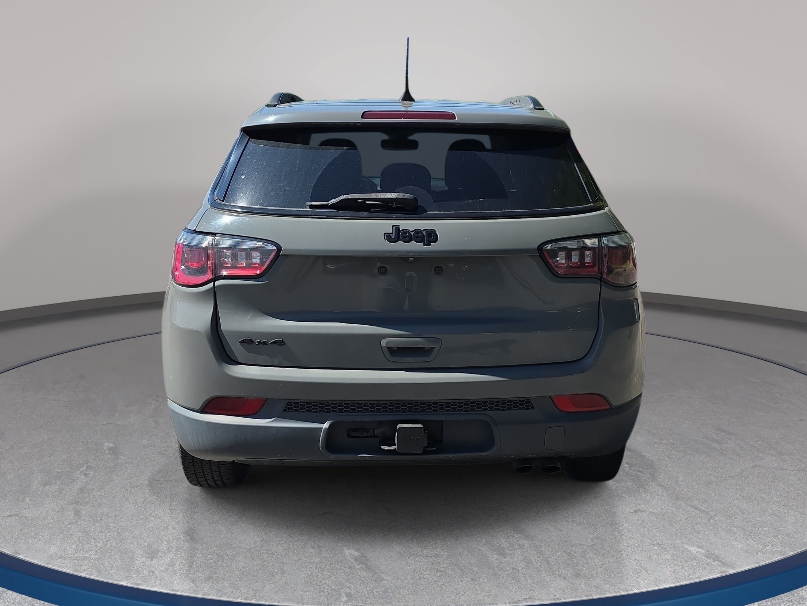 Used 2019 Jeep Compass Sport AWD/4WD image 3