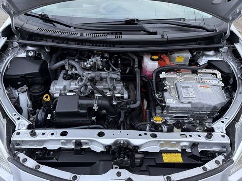 Used 2014 Toyota Prius C Two image 30