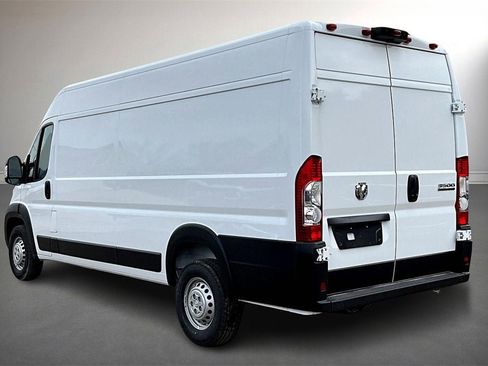 New 2025 RAM ProMaster 3500 w/ Premium Convenience Group image 3