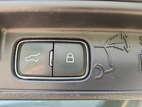 Used 2022 Ford Explorer Timberline AWD/4WD image 32