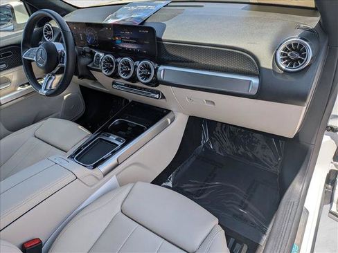 Certified 2024 Mercedes-Benz EQB 300 4MATIC image 23