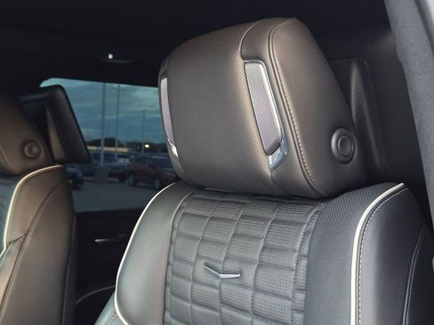 Used 2023 Cadillac Escalade V image 12