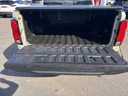 Used 2023 Chevrolet Colorado ZR2 w/ ZR2 Convenience Package III image 25