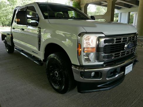 Used 2024 Ford F350 XLT w/ FX4 Off-Road Package AWD/4WD image 27