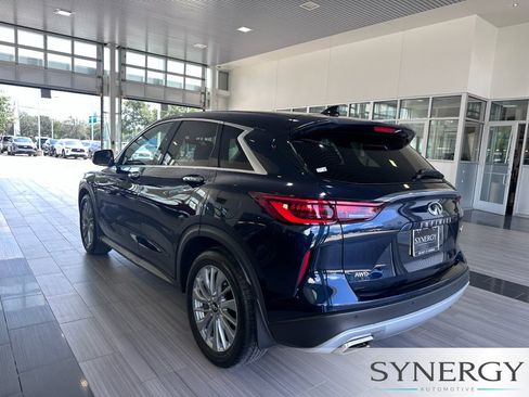 Certified 2023 INFINITI QX50 Pure AWD/4WD image 11