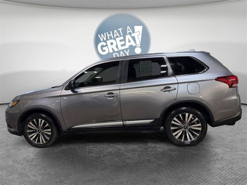Used 2019 Mitsubishi Outlander ES image 7