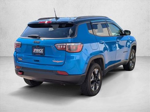Used 2018 Jeep Compass Trailhawk w/ Leather Interior Group AWD/4WD image 5