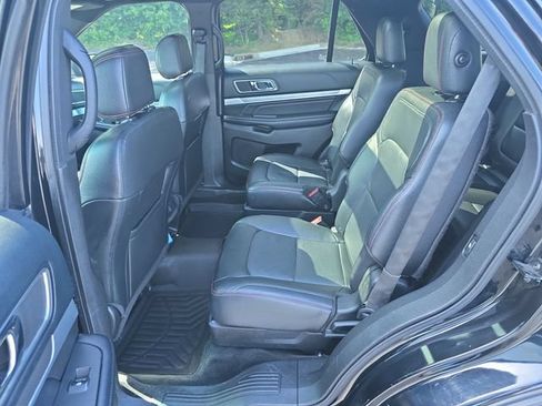Used 2016 Ford Explorer Sport AWD/4WD image 12