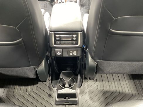 Certified 2024 Subaru Ascent Touring AWD/4WD image 21