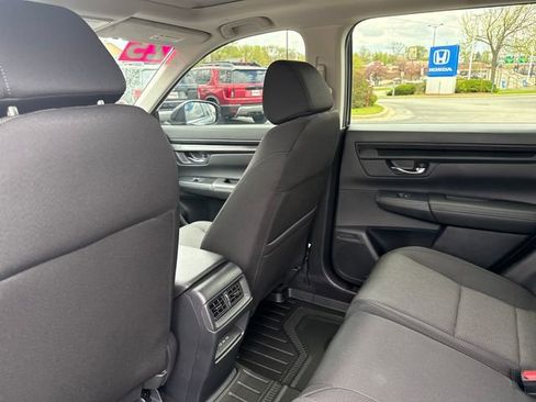 Certified 2025 Honda CR-V EX image 21