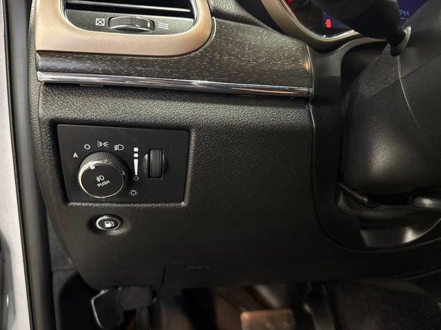 Used 2017 Jeep Grand Cherokee Limited AWD/4WD image 20