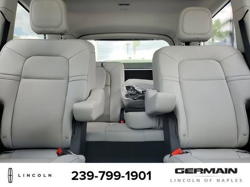 New 2026 Lincoln Aviator 2WD image 28