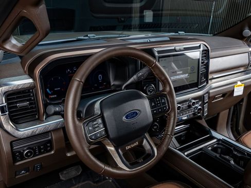 Used 2026 Ford F450 King Ranch w/ Chrome Package image 17