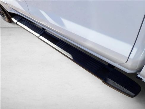 Used 2020 GMC Sierra 1500 Elevation image 9