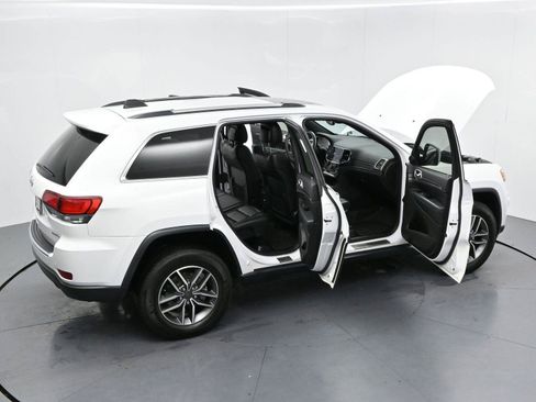 Used 2021 Jeep Grand Cherokee Limited AWD/4WD image 38