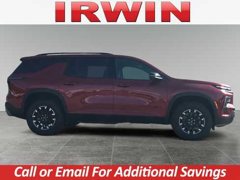 New 2026 Chevrolet Traverse Z71 w/ Enhanced Driving Package image 6