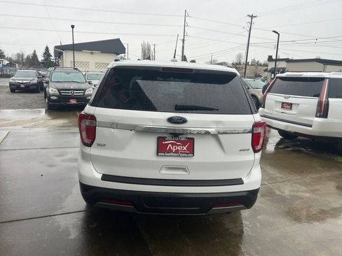 Used 2019 Ford Explorer XLT w/ Equipment Group 201A AWD/4WD image 6
