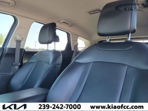 Certified 2023 Kia Sportage EX FWD image 15
