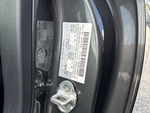 Used 2022 MAZDA MX-5 Miata RF Grand Touring RWD image 33