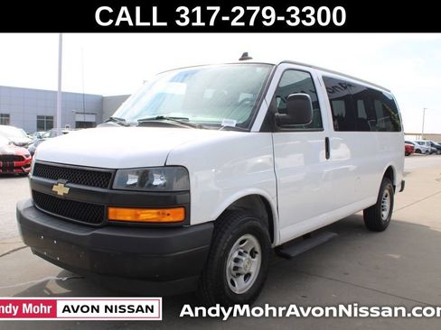 Used 2021 Chevrolet Express 2500 LS w/ Driver Convenience Package RWD image 3