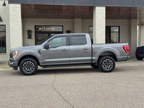 Used 2022 Ford F150 XLT w/ Equipment Group 302A High AWD/4WD image 6