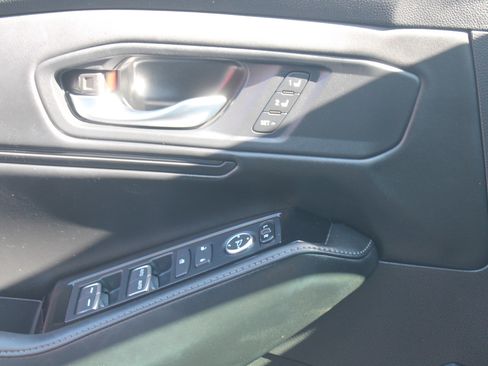 Used 2024 Honda Accord Touring image 14