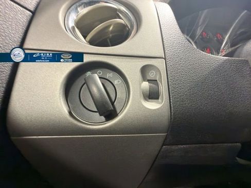 Used 2004 Ford F150 XLT image 17