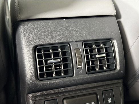 Used 2018 Subaru Outback 2.5i Limited image 42