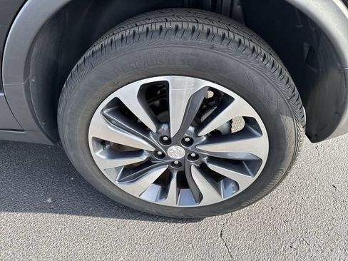 Certified 2022 Buick Encore Preferred w/ Safety Package FWD image 8