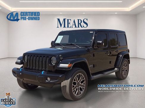 Used 2023 Jeep Wrangler Unlimited Sahara AWD/4WD image 1