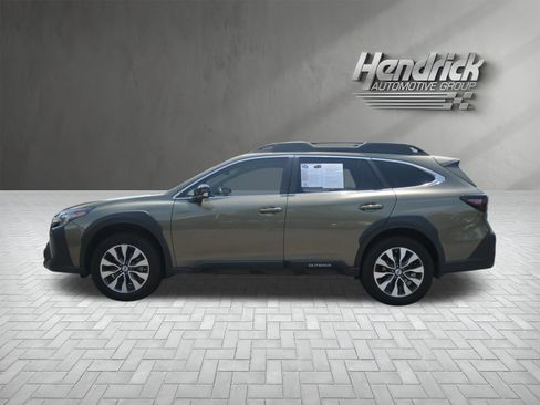Certified 2023 Subaru Outback Limited AWD/4WD image 6