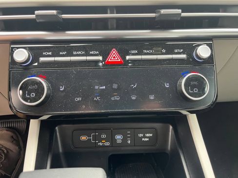 Used 2025 Hyundai Tucson SEL FWD image 18