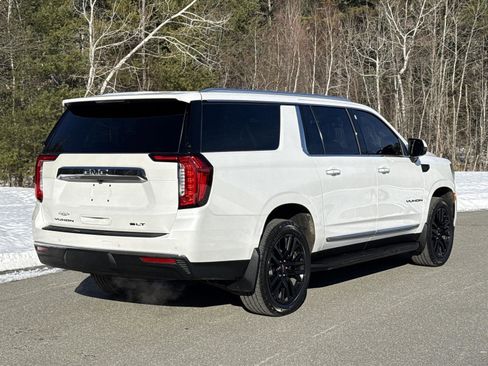 Used 2024 GMC Yukon XL SLT image 7