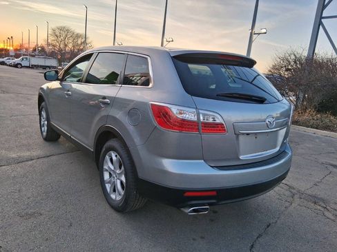 Used 2011 MAZDA CX-9 Touring w/ Moonroof & Bose Audio Pkg FWD image 7