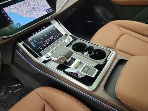 New 2026 Audi Q7 2.0T Premium Plus AWD/4WD image 10