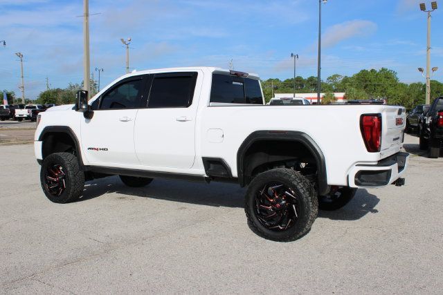 Used 2022 GMC Sierra 2500 AT4 w/ AT4 Premium Plus Package AWD/4WD image 7