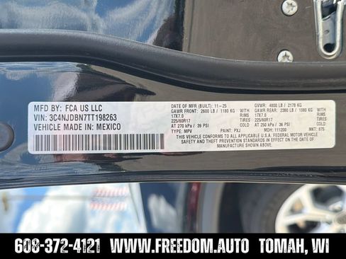 Used 2026 Jeep Compass Latitude AWD/4WD image 28