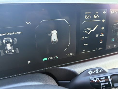 Used 2024 Kia EV9 GT-Line AWD/4WD image 5