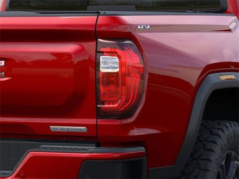 New 2025 GMC Canyon Elevation w/ Convenience Package image 11