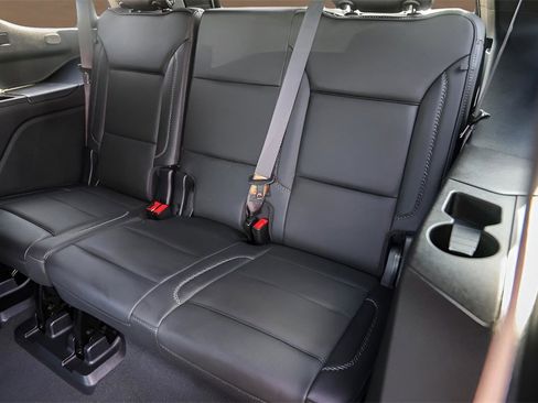 Used 2023 GMC Yukon Denali image 24