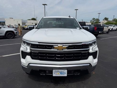 Certified 2023 Chevrolet Silverado 1500 LT AWD/4WD image 2