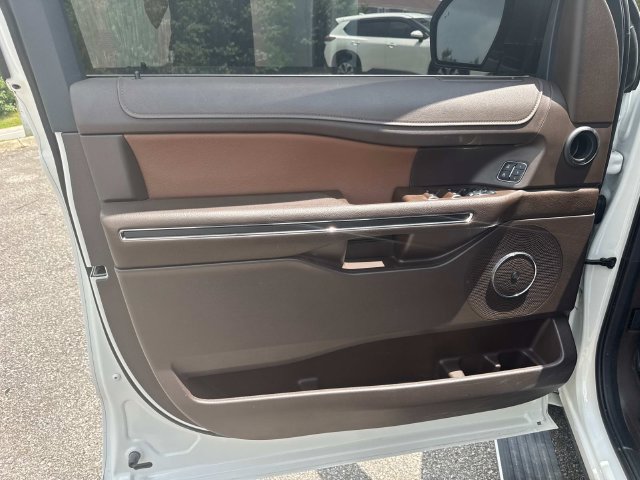 Used 2024 Ford Expedition Max King Ranch AWD/4WD image 33