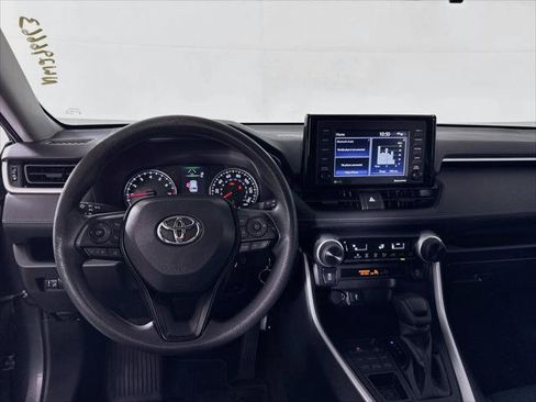 Certified 2022 Toyota RAV4 LE AWD/4WD image 22