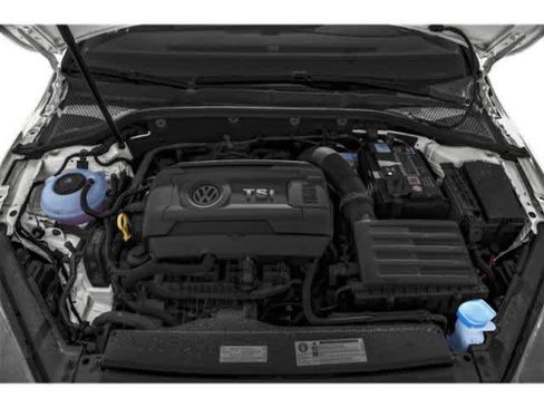 Used 2019 Volkswagen Golf SE FWD image 13