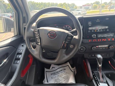 Used 2025 Nissan Frontier PRO-4X w/ Pro Premium Package AWD/4WD image 16