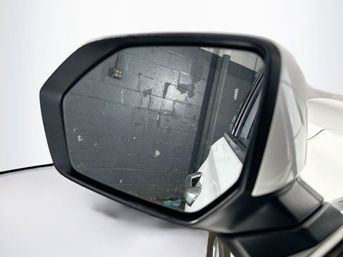 Used 2025 Hyundai Palisade SEL FWD image 16